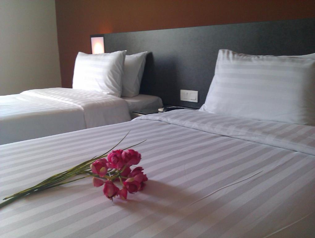 Nouvelle Hotel Johor Кулаи Номер фото